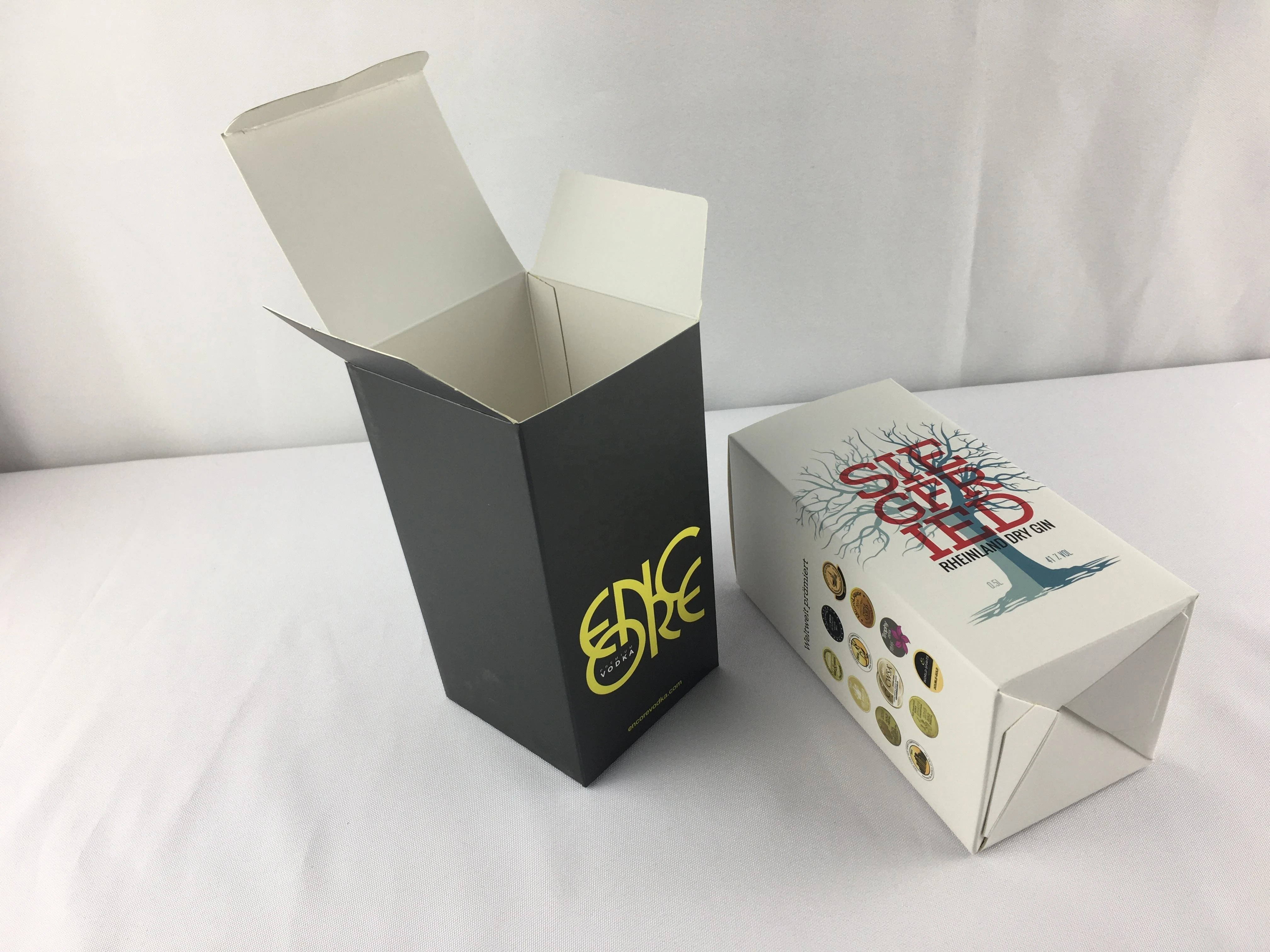 Auto Lock Bottom Box - view 3